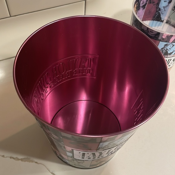 COPY - COPY - Taylor Swift Eras Tour Movie 🫶 Tin and 44oz cup set. I have multi… - Picture 2 of 5